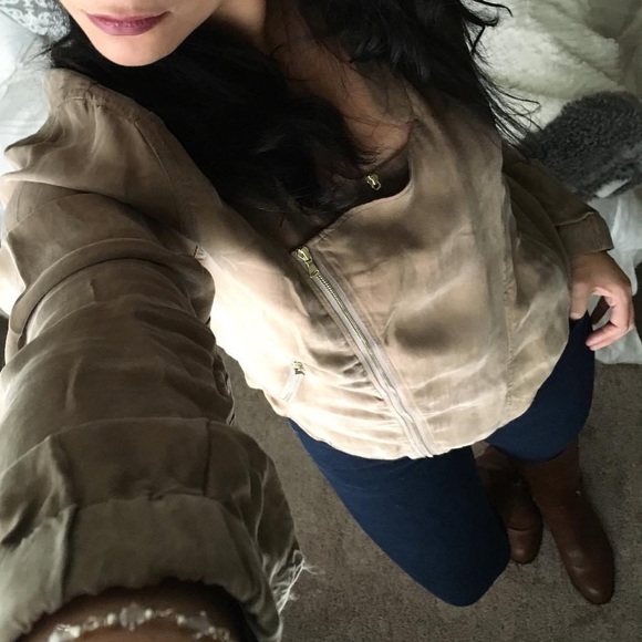 Blank NYC Lightweight Zip Jacket - Picture 5 of 6